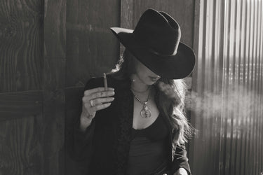 Velvet Desperado Roll On Perfume Oil 10 ml